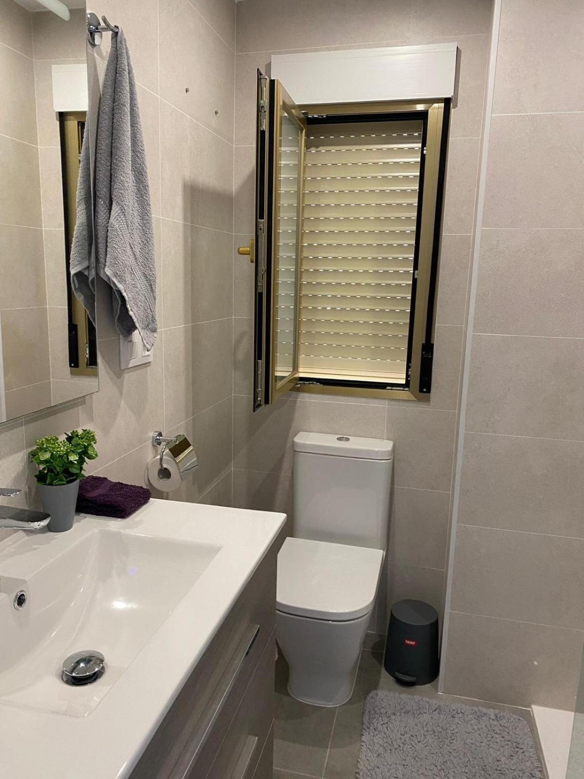 גאנדיה Apartamento Paradise Solo Familias מראה חיצוני תמונה