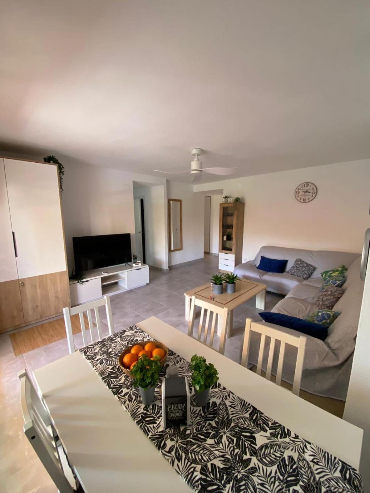 גאנדיה Apartamento Paradise Solo Familias מראה חיצוני תמונה