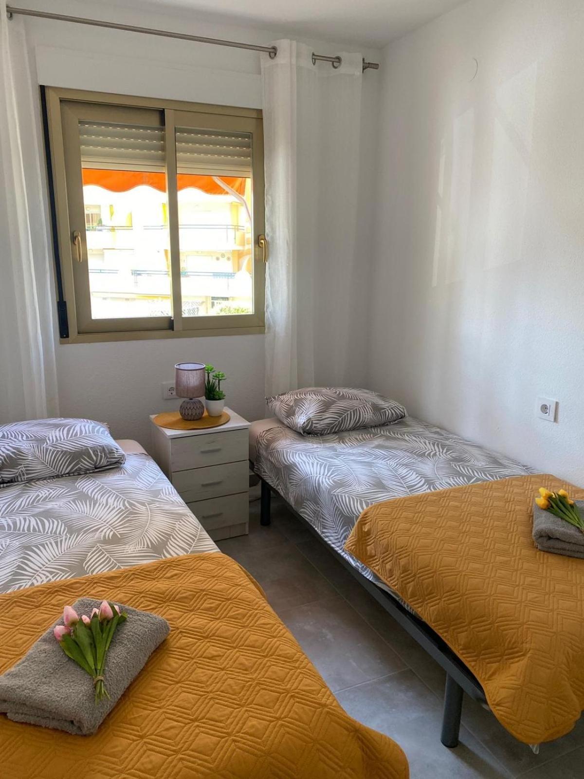 גאנדיה Apartamento Paradise Solo Familias מראה חיצוני תמונה