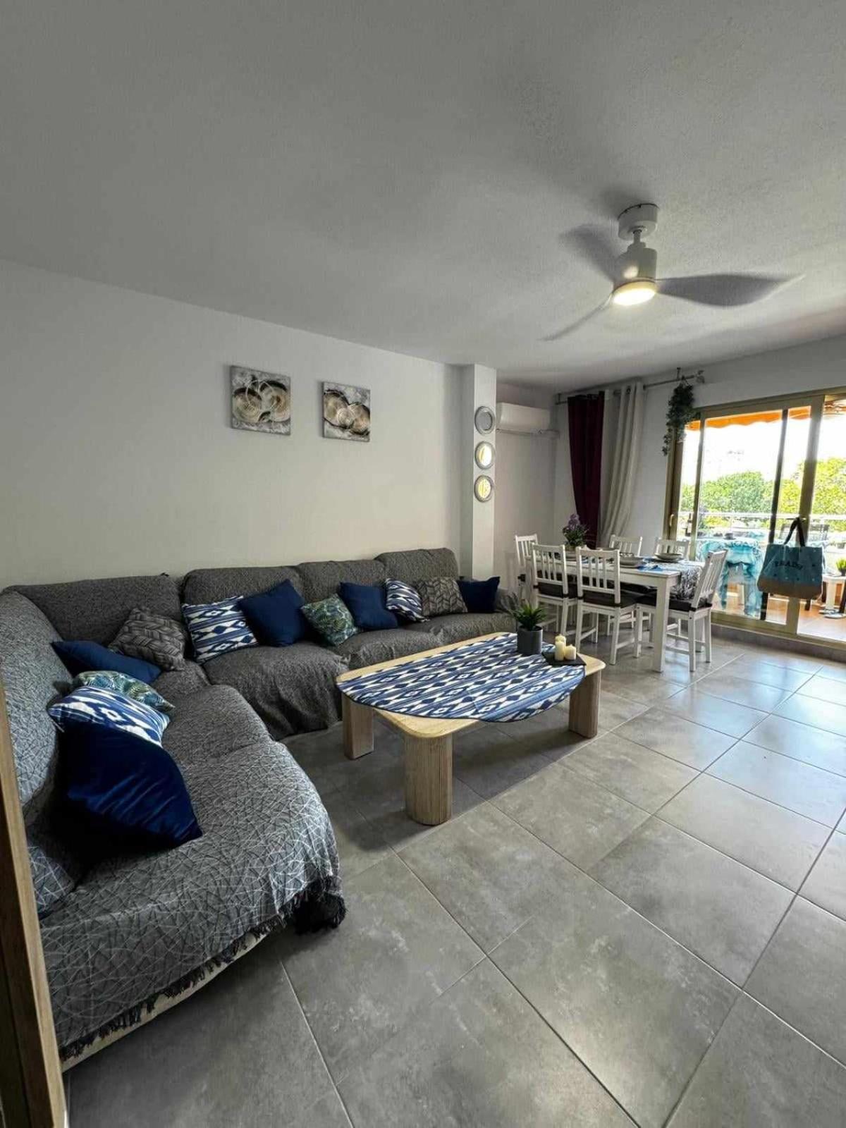 גאנדיה Apartamento Paradise Solo Familias מראה חיצוני תמונה