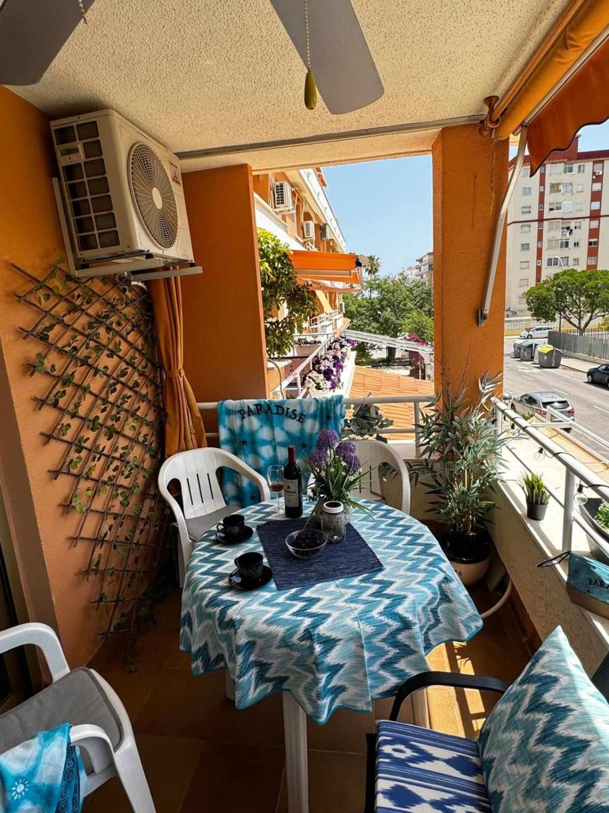 גאנדיה Apartamento Paradise Solo Familias מראה חיצוני תמונה