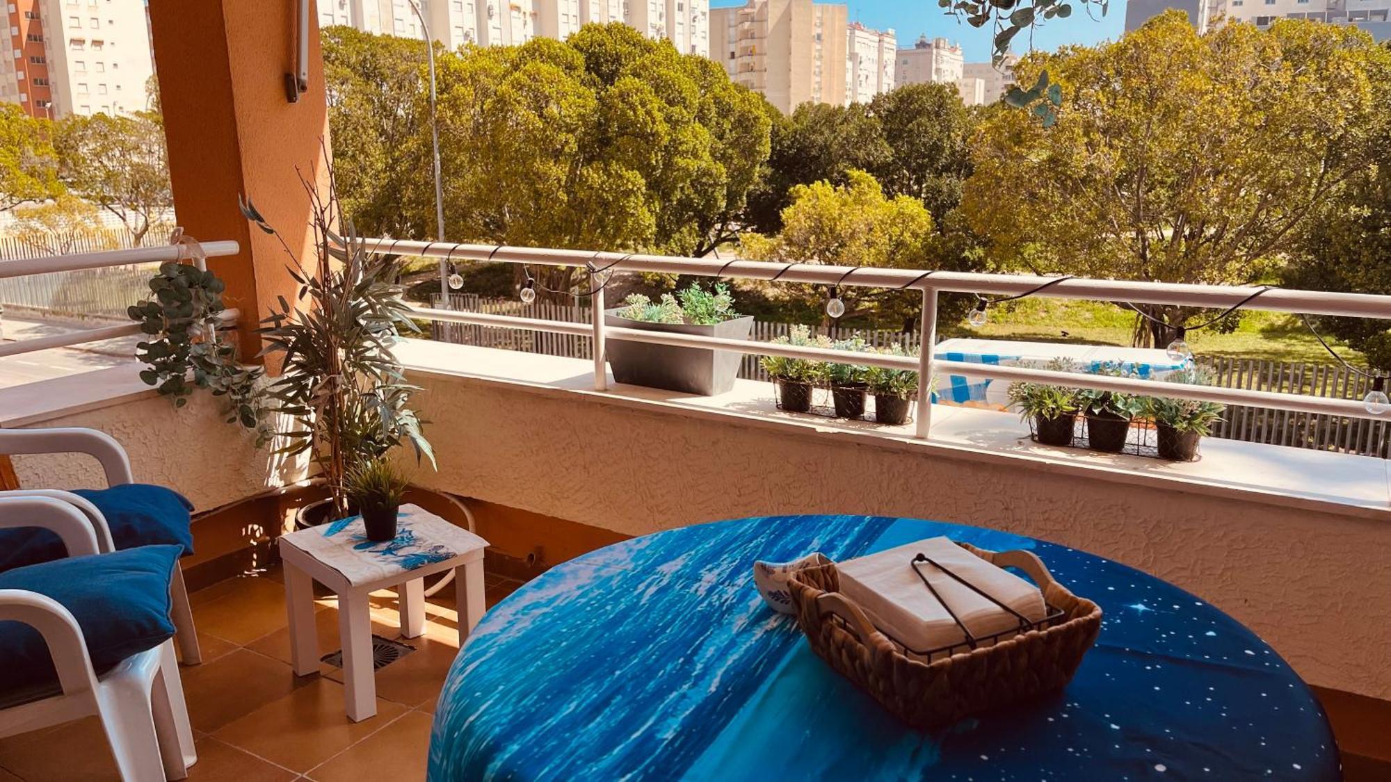 גאנדיה Apartamento Paradise Solo Familias מראה חיצוני תמונה